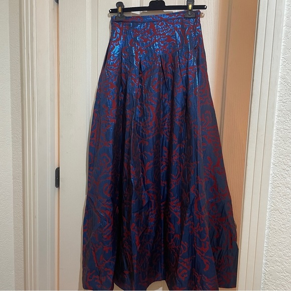 Anthropologie Maeve Pleated Shimmer Maxi Full Skirt Pleated Blue & Burgundy NEW - Picture 8 of 11
